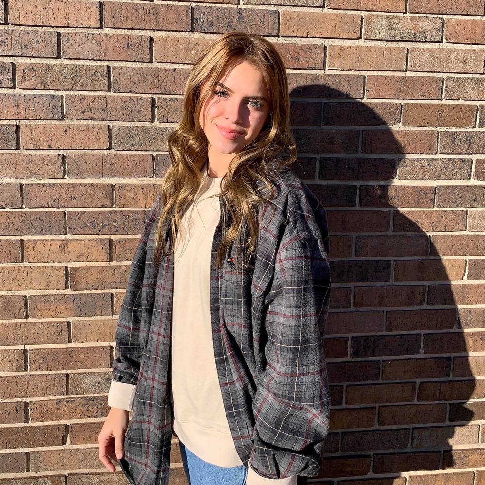 Meet your Posher, Ryana